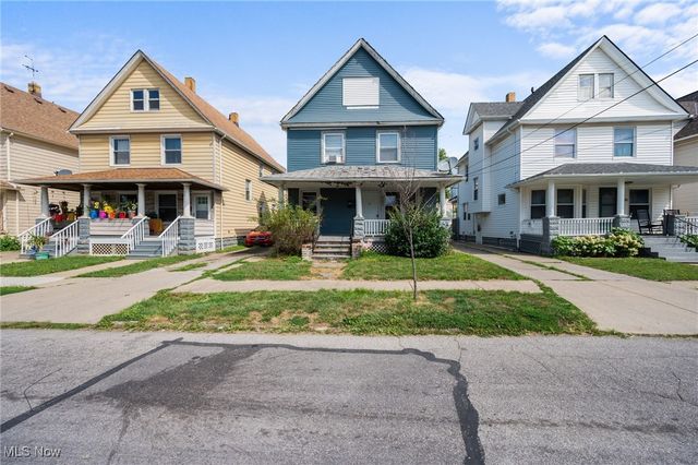 3812 Poe Avenue, Cleveland, OH 44109