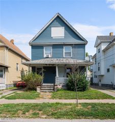 3812 Poe Avenue, Cleveland, OH 44109