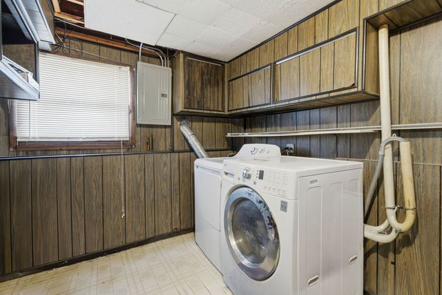 18941 Cypress Avenue, Country Club Hills, IL 60478