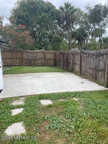 744 AQUATIC Drive, Atlantic Beach, FL 32233