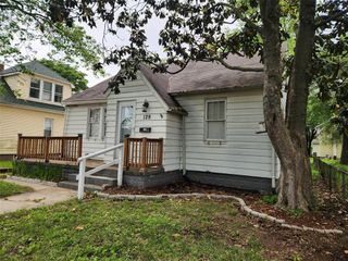 129 N Pence Street, East Alton, IL 62024