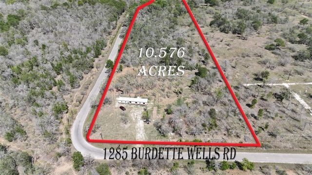 1285 Burdette Wells RD, Lockhart, TX 78644
