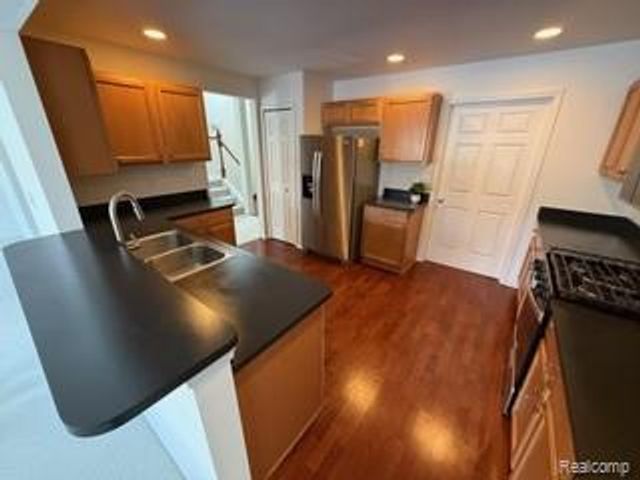 149 S Vista, Auburn Hills, MI 48326