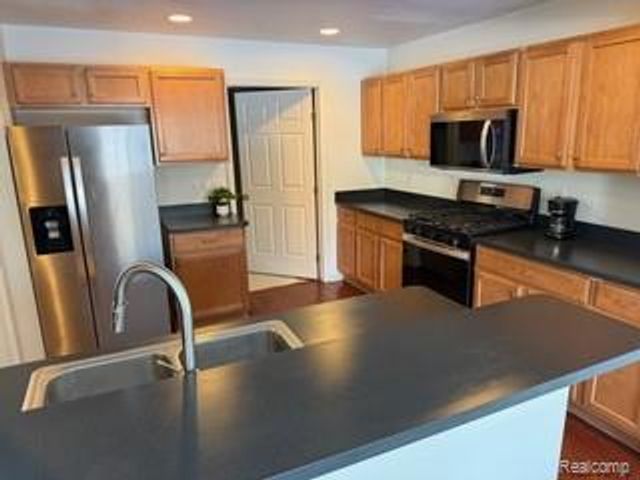 149 S Vista, Auburn Hills, MI 48326