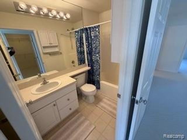 149 S Vista, Auburn Hills, MI 48326