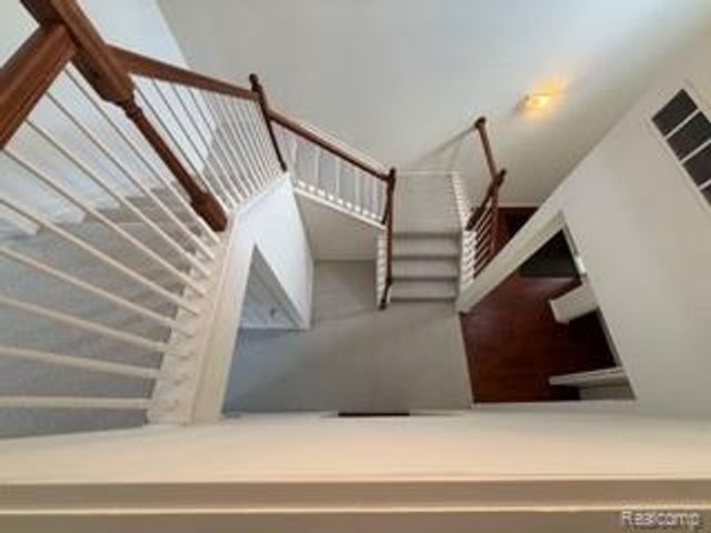 149 S Vista, Auburn Hills, MI 48326