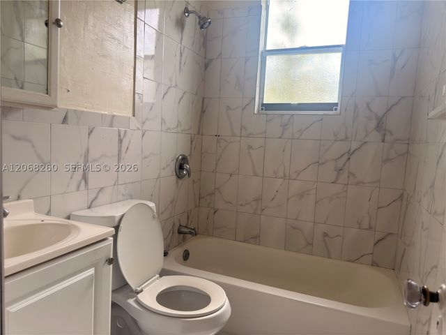 3364 SW 2nd St 2, Miami, FL 33135