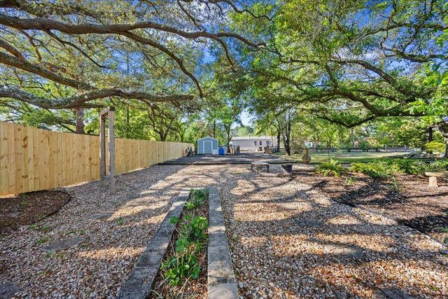 3574 Bob Tolbert Road, Navarre, FL 32566