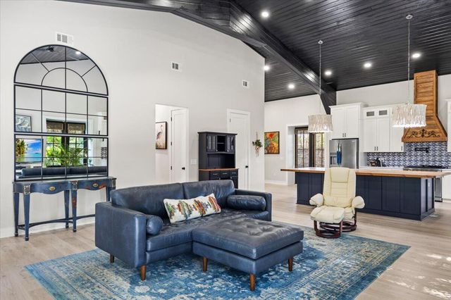 3574 Bob Tolbert Road, Navarre, FL 32566