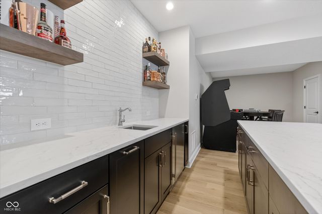 731 Wexford Hill Court, Westfield, IN 46074