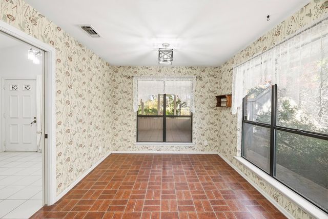 368 Englewood Dr, Kerrville, TX 78028