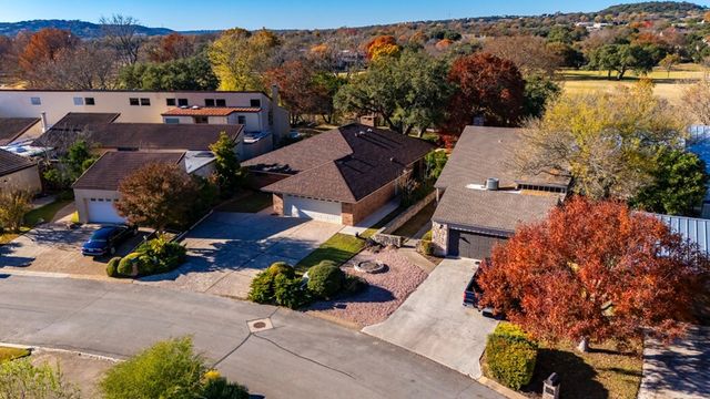 368 Englewood Dr, Kerrville, TX 78028