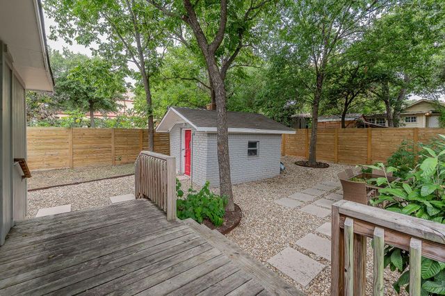 2404 Oak Crest Ave, Austin, TX 78704