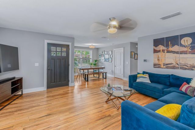 2404 Oak Crest Ave, Austin, TX 78704