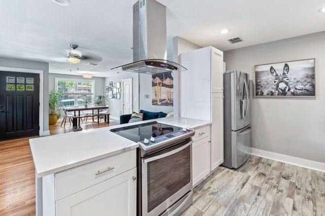 2404 Oak Crest Ave, Austin, TX 78704