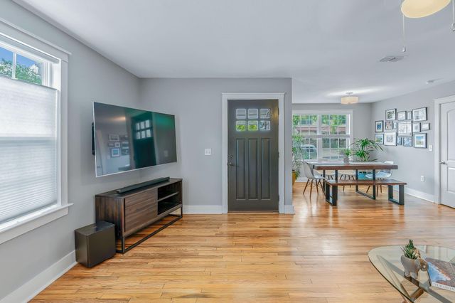2404 Oak Crest Ave, Austin, TX 78704