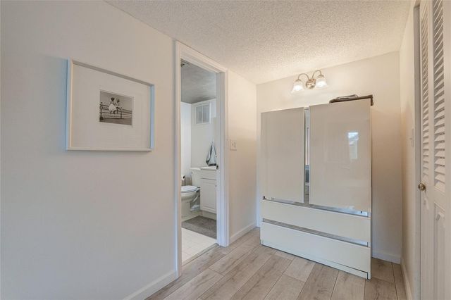 3920 Inverrary Boulevard 404-C, Lauderhill, FL 33319