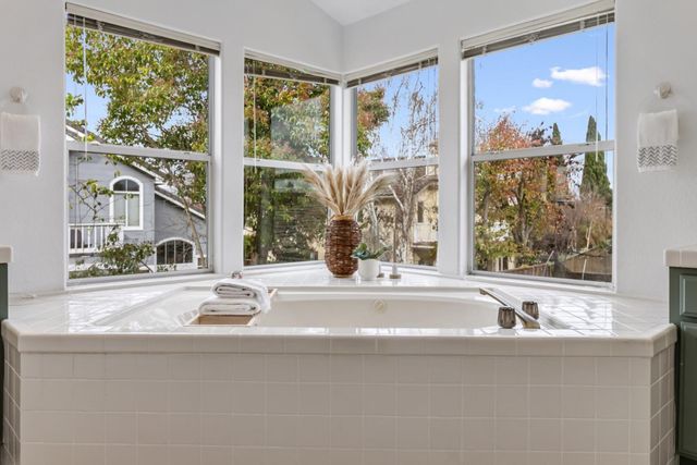 17669 River Run Road, Salinas, CA 93908