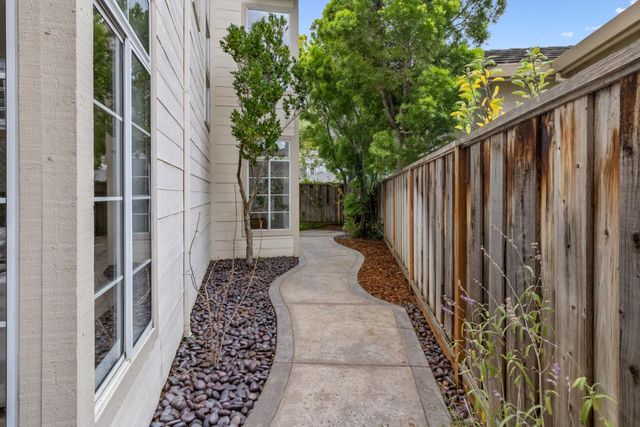 17669 River Run Road, Salinas, CA 93908