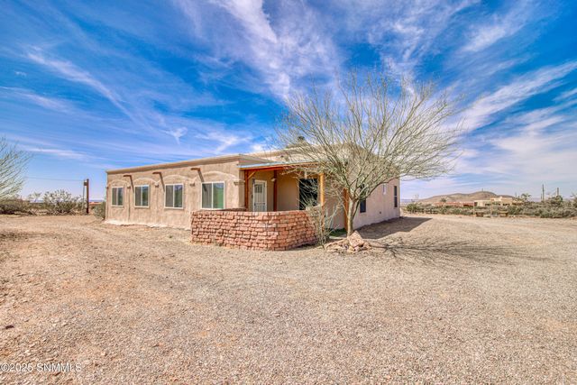 5048 Alamo Mine Trail, Las Cruces, NM 88011