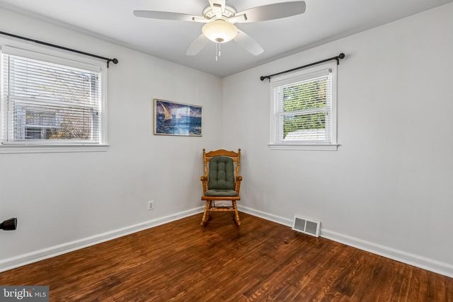 128 S COLES AVE, Maple Shade, NJ 08052