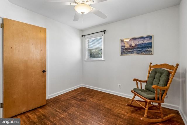 128 S COLES AVE, Maple Shade, NJ 08052