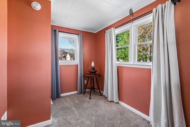 128 S COLES AVE, Maple Shade, NJ 08052