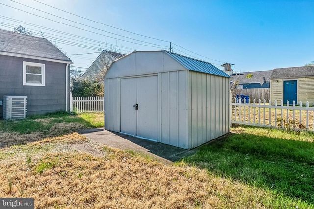 128 S COLES AVE, Maple Shade, NJ 08052