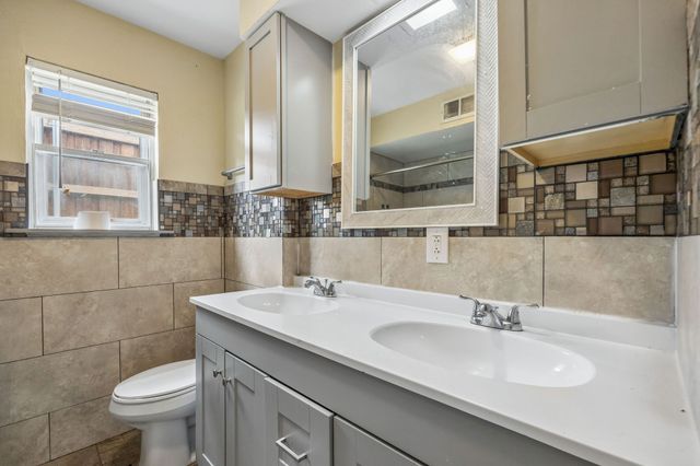 3534 Royal Lane, Dallas, TX 75229