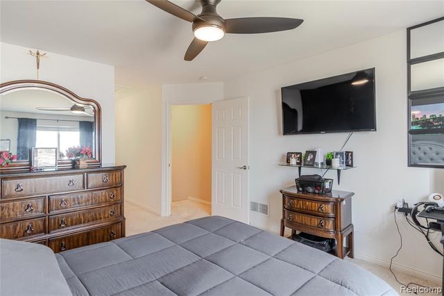 14789 N Park Drive, Utica, MI 48315