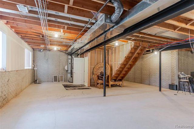 14789 N Park Drive, Utica, MI 48315