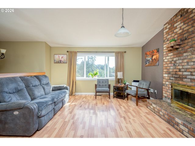 3008 Sw CHASTAIN Ave, Gresham, OR 97080