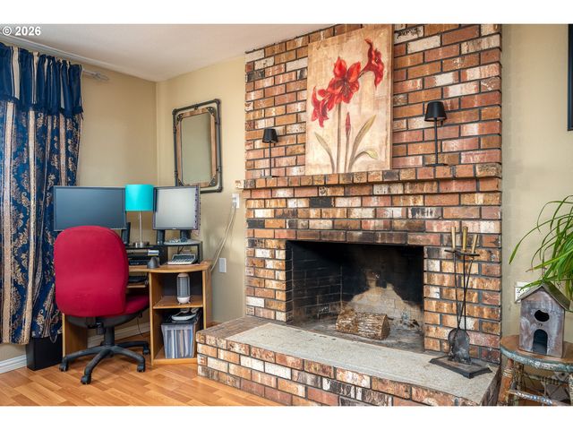 3008 Sw CHASTAIN Ave, Gresham, OR 97080