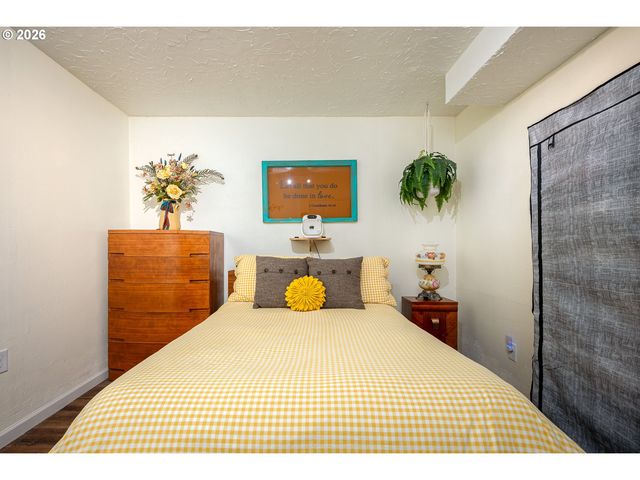 3008 Sw CHASTAIN Ave, Gresham, OR 97080