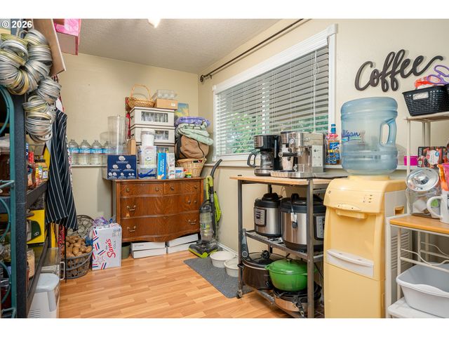 3008 Sw CHASTAIN Ave, Gresham, OR 97080