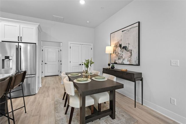 3058 W Berkeley Avenue, Rogers, AR 72758