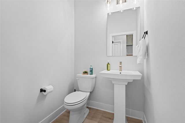 3058 W Berkeley Avenue, Rogers, AR 72758