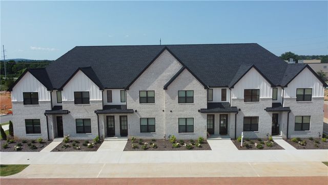 3058 W Berkeley Avenue, Rogers, AR 72758