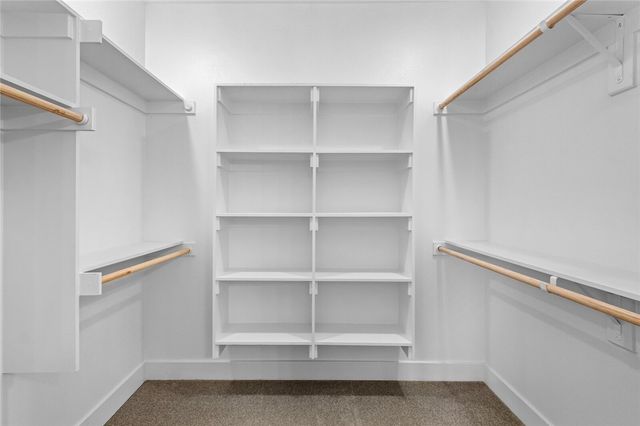 3058 W Berkeley Avenue, Rogers, AR 72758