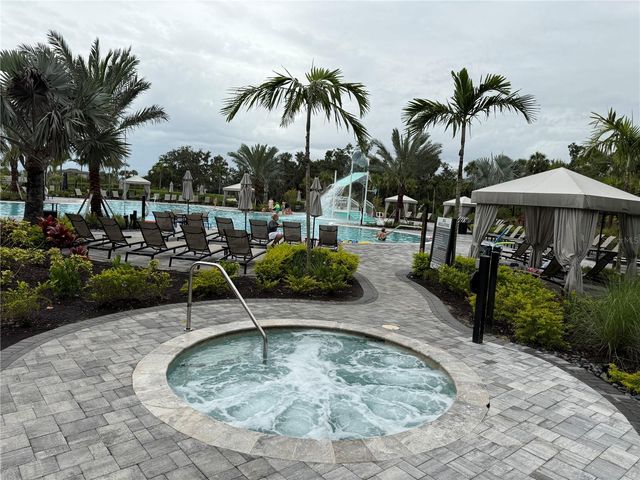 9291 STARRY NIGHT AVENUE, Sarasota, FL 34241