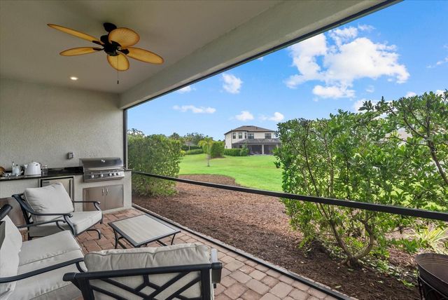 9291 STARRY NIGHT AVENUE, Sarasota, FL 34241