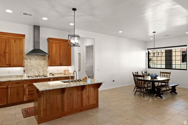 2360 W CHARDONNAY LN, St. George, UT 84770