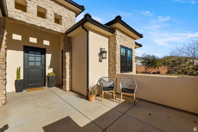 2360 W CHARDONNAY LN, St. George, UT 84770