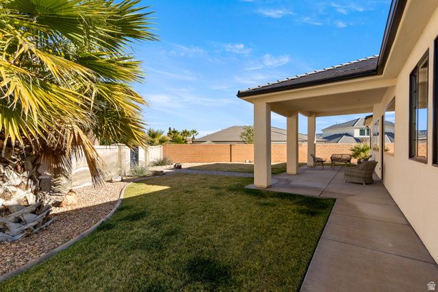 2360 W CHARDONNAY LN, St. George, UT 84770