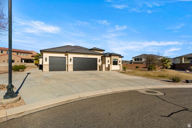2360 W CHARDONNAY LN, St. George, UT 84770