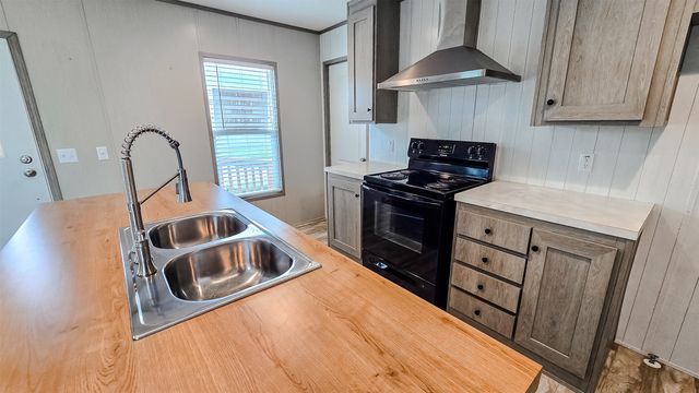 3803 Highway 180 E 26, Mineral Wells, TX 76067