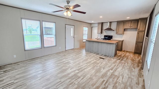 3803 Highway 180 E 26, Mineral Wells, TX 76067