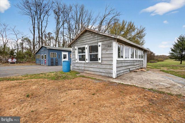 28042 RAPIDAN RD, Rapidan, VA 22733