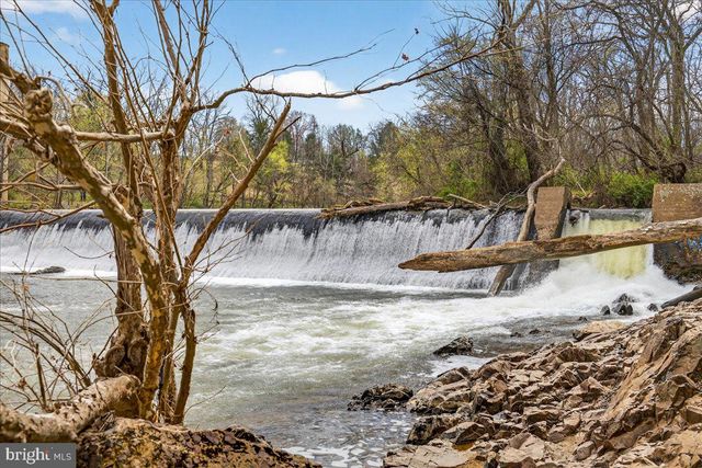 28042 RAPIDAN RD, Rapidan, VA 22733