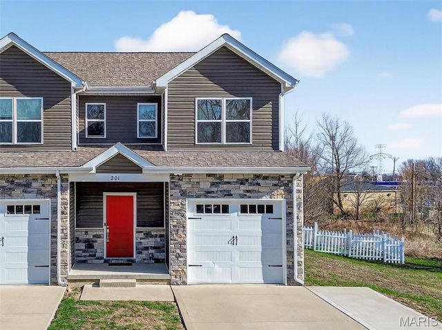 201 Old Schaeffer Lane, O'fallon, MO 63366